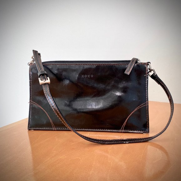 XOXO Small Black Vegan Leather Handbag with Strap - Picture 1 of 12